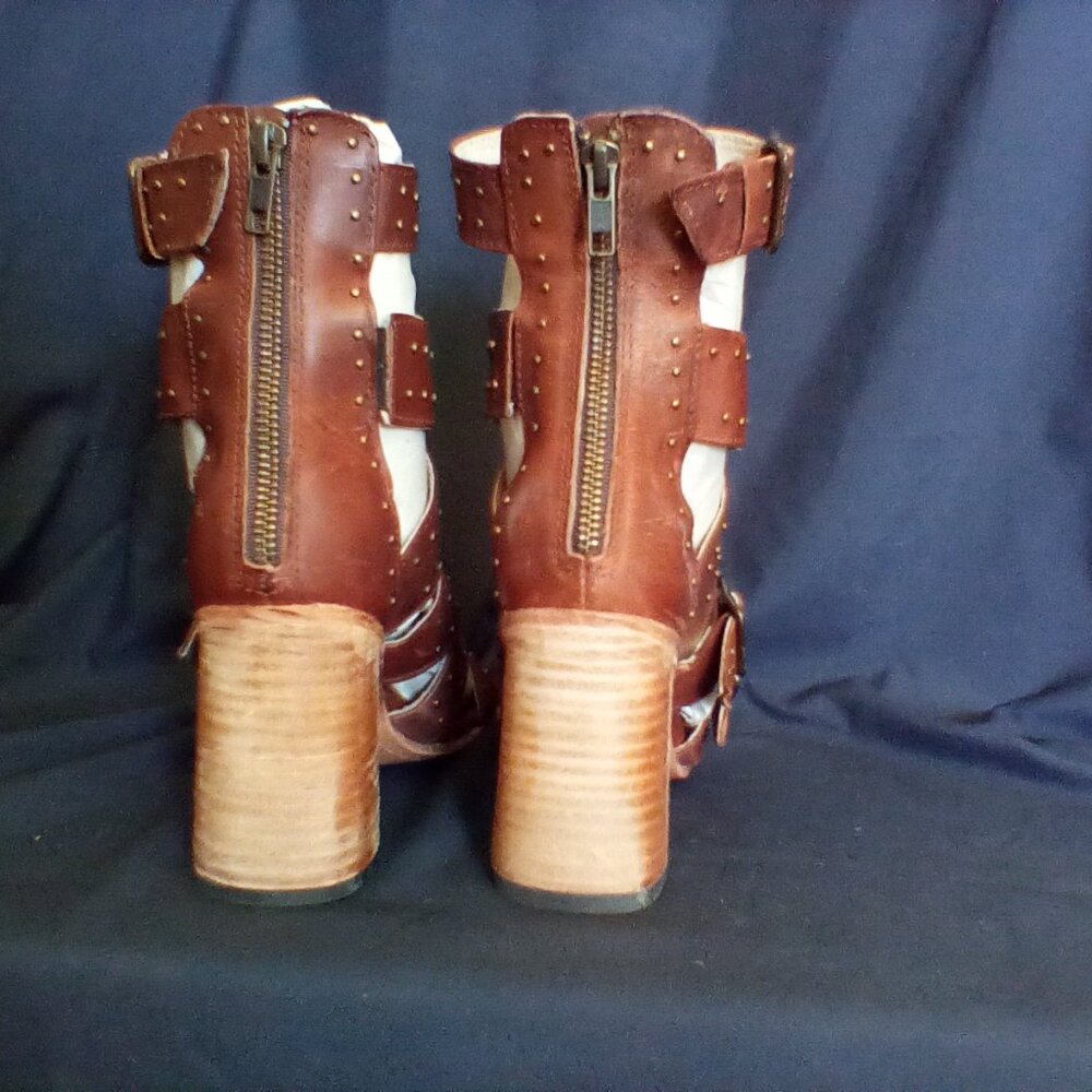 Free Bird Shoes View 5